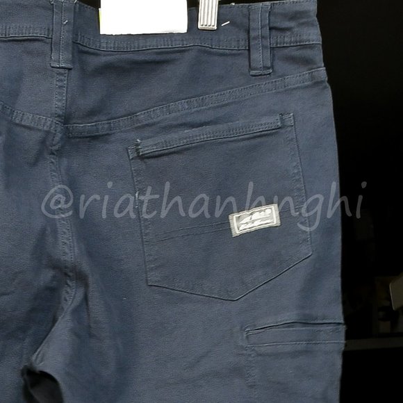 Men's Utility Pant Eddie Bauer in Black - Picture 7 of 8